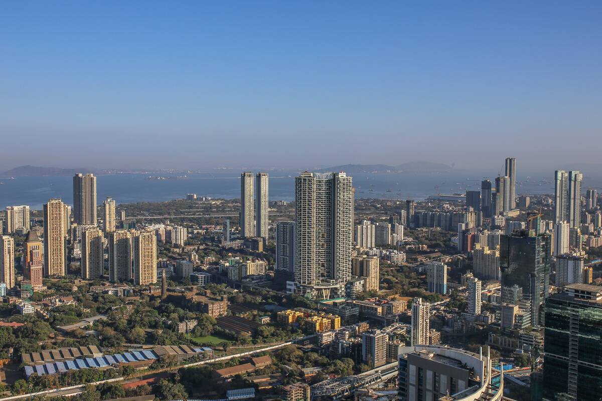 Real Estate Influencer and Booming Property in Mumbai