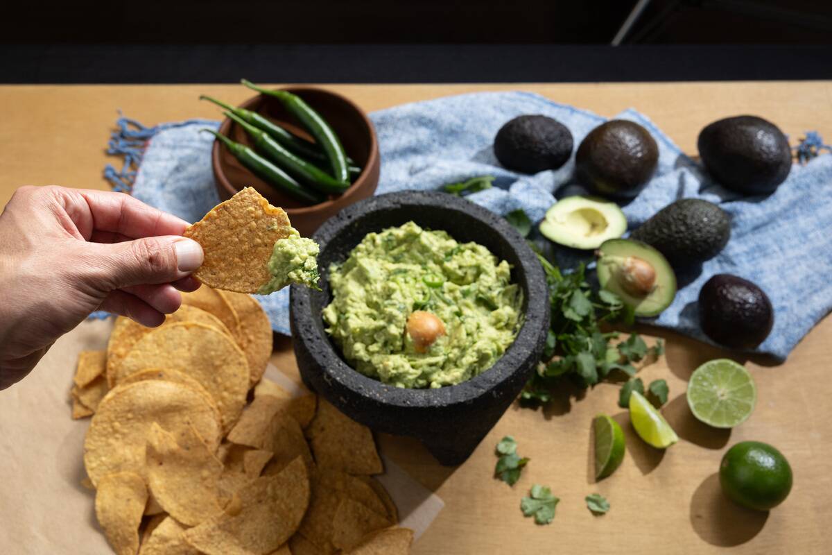 Spicy guacamole recipe