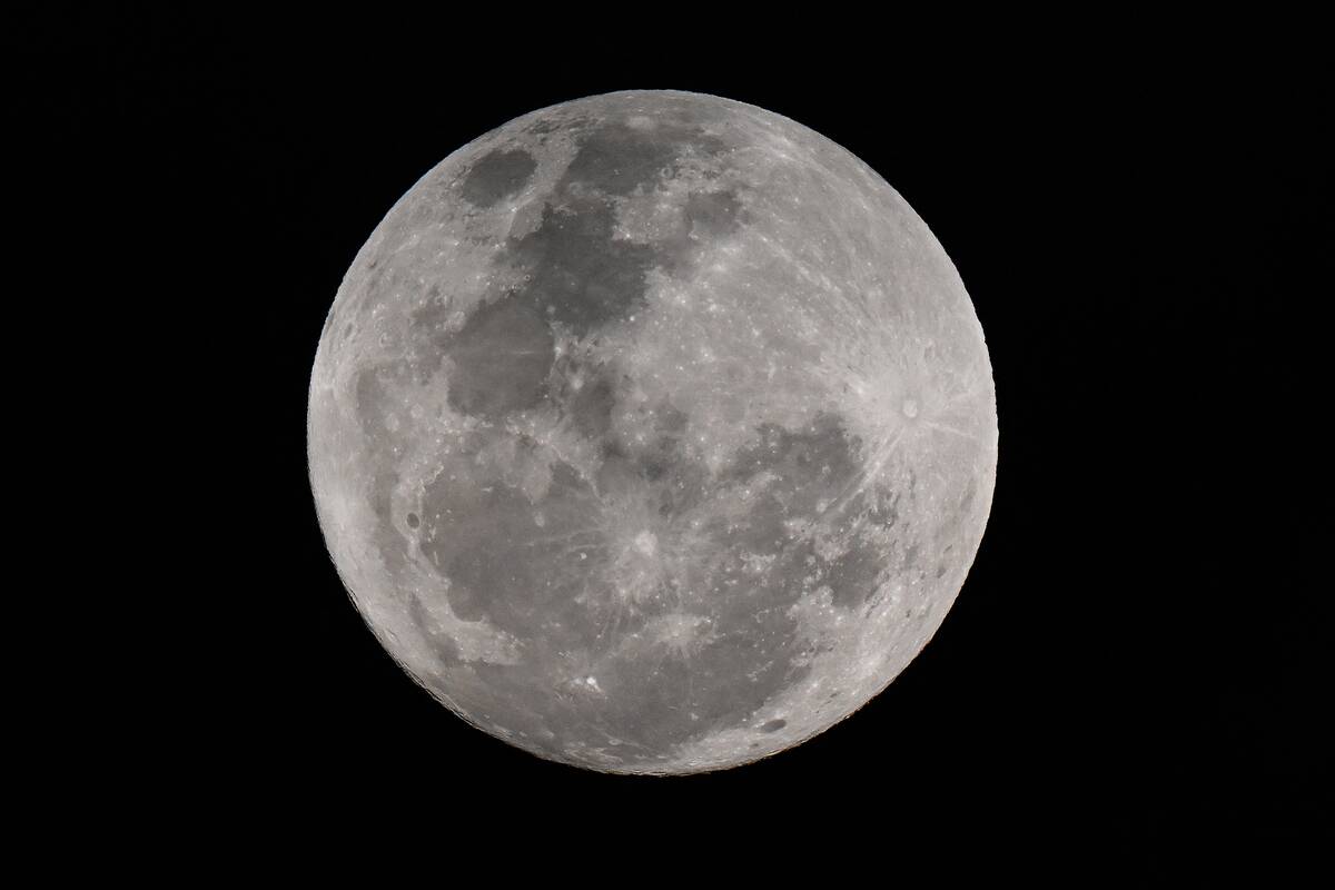 TOPSHOT-AUSTRALIA-ASTRONOMY-MOON