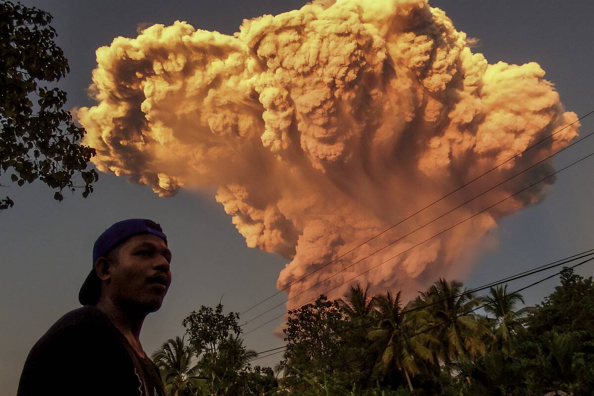 TOPSHOT-INDONESIA-VOLCANO