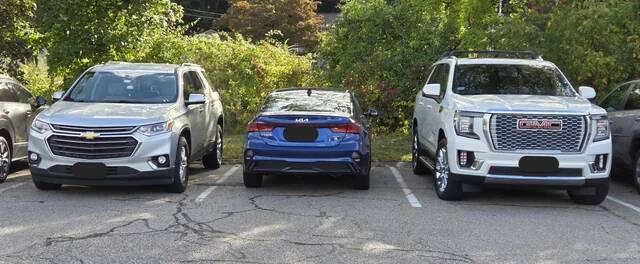 my-car-compared-to-two-different-suvs-v0-9iq2dppwkqpf1