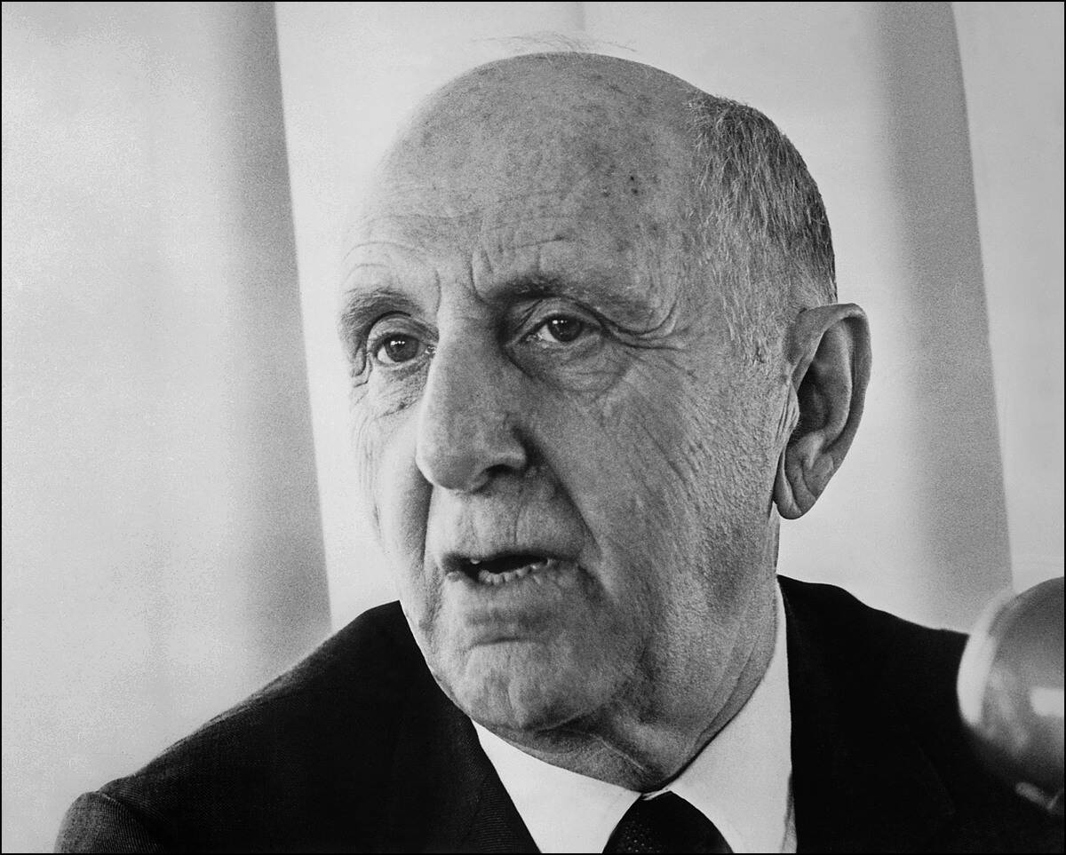 Portrait of American economist and nobel prize Sim