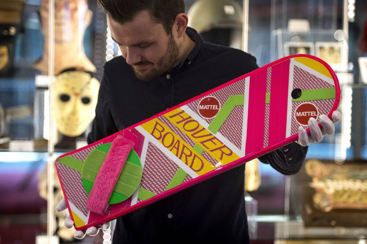 Prop Store Live Auction