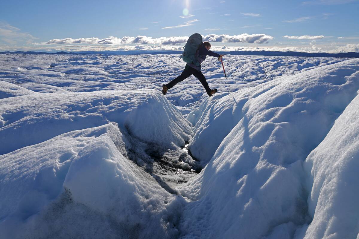 Scientists Seeking to Quantify Methane Drill To The Bottom Of A Glacier On The Greenland Ice Sheet