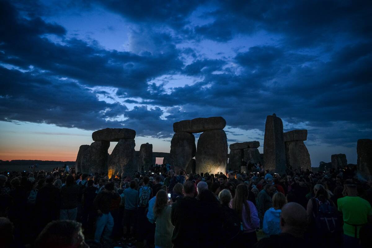Summer Solstice Celebrations At Stonehenge