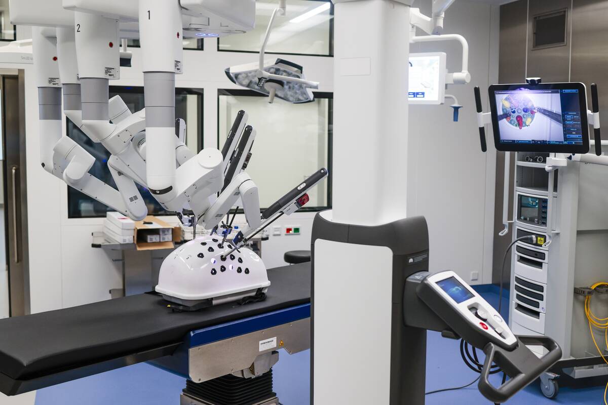 Surgery Center - Da Vinci Surgical System