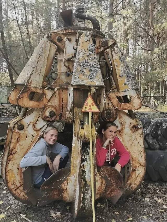 the-most-radioactive-thing-in-the-exclusion-zone-no-kids-v0-cjqmre965wkf1