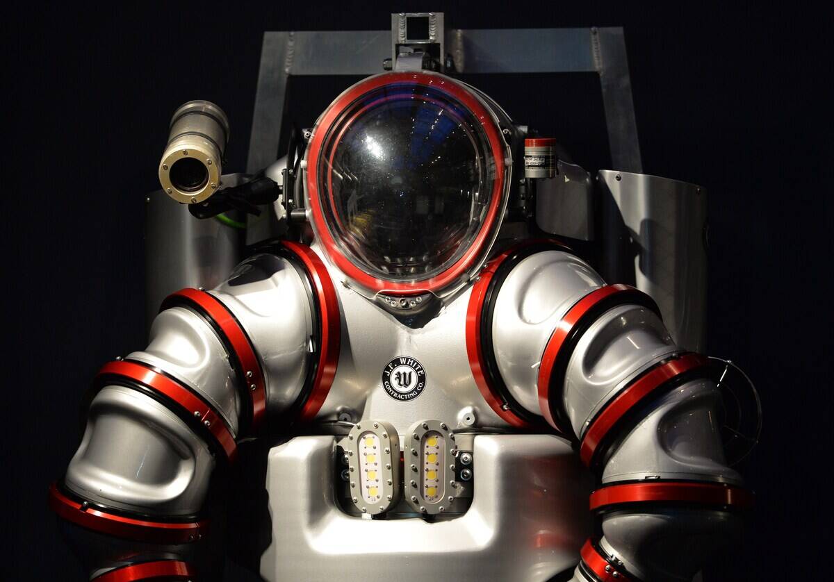 US-SCIENCE-MARINE-EXOSUIT