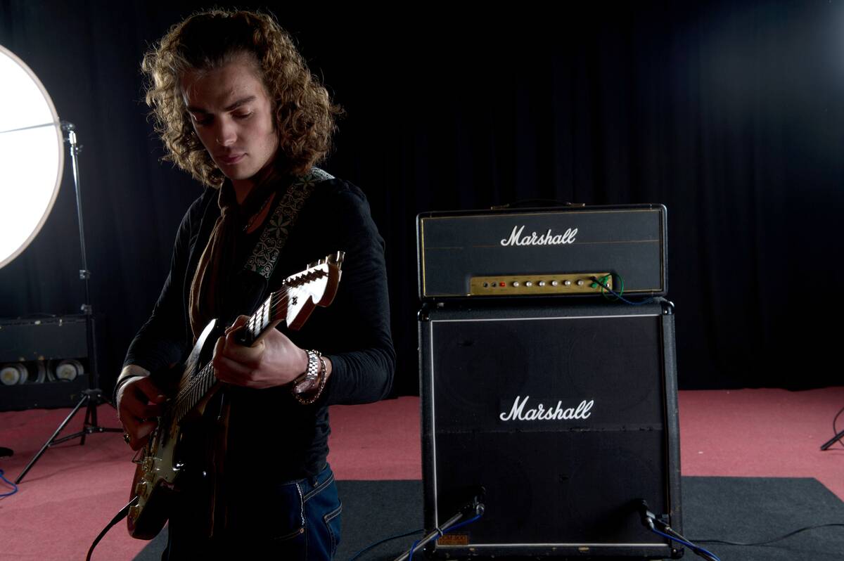 Vintage Guitar Amplifier Test Shoot