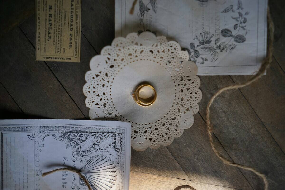 ahmad-budi-2QXoojzIvOc-unsplash