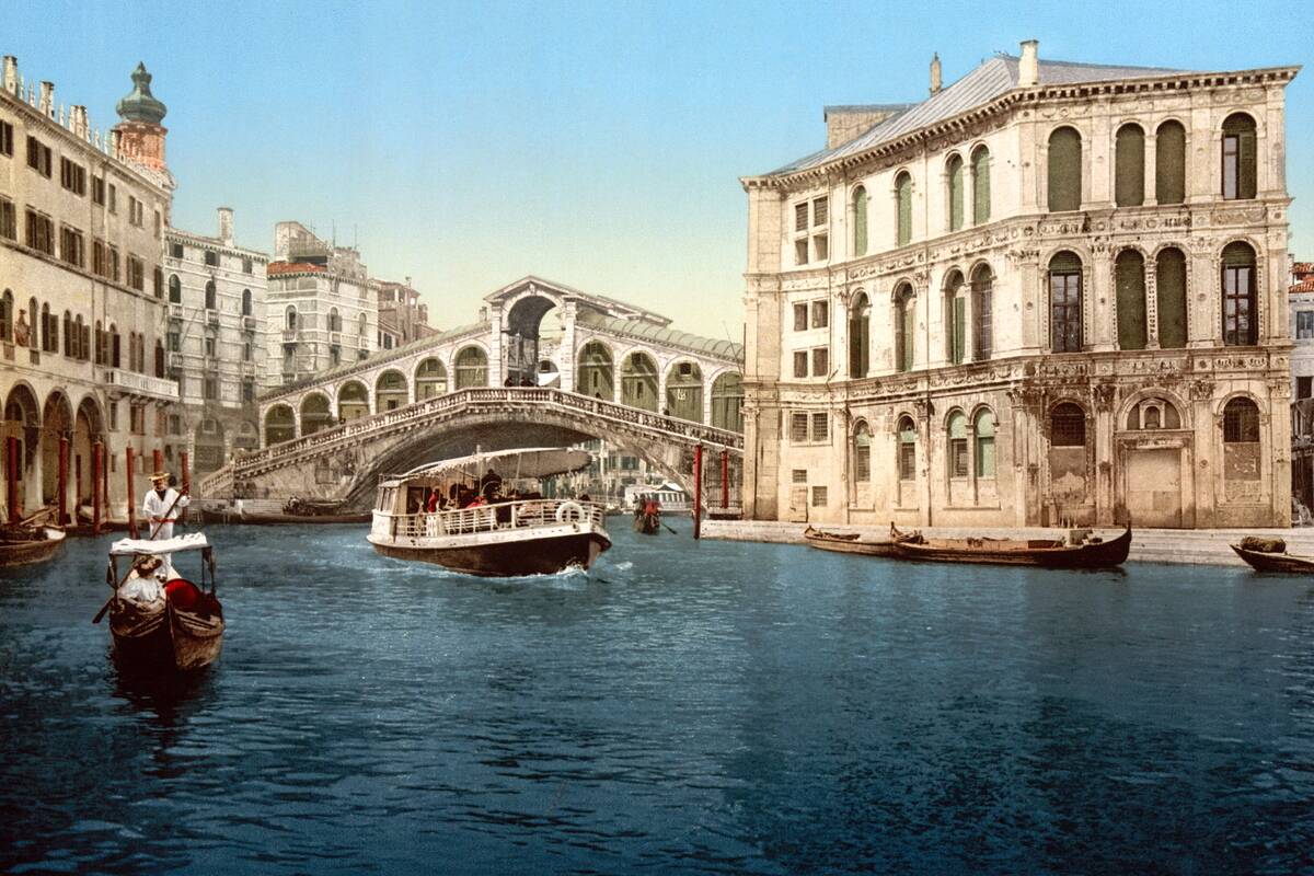 Grand Canal with the Rialto Bridge, Venice, Italy