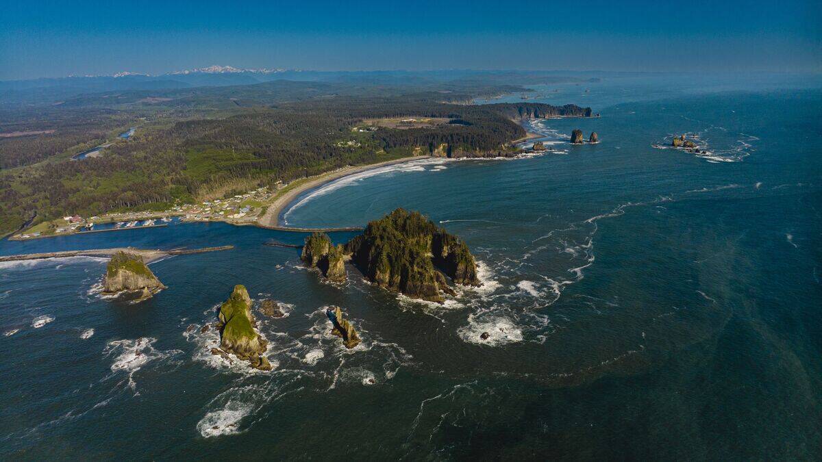 Haystacks, Sea stacks rocks Olympic National Park at sunset show rock formations, Lapush, Washington, Ruby Beach