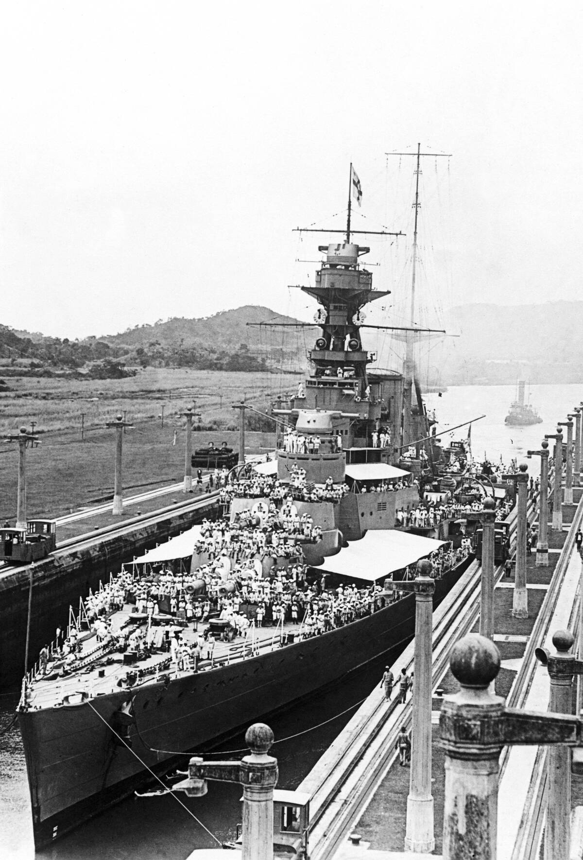 HMS Hood in the Panama Canal 1924