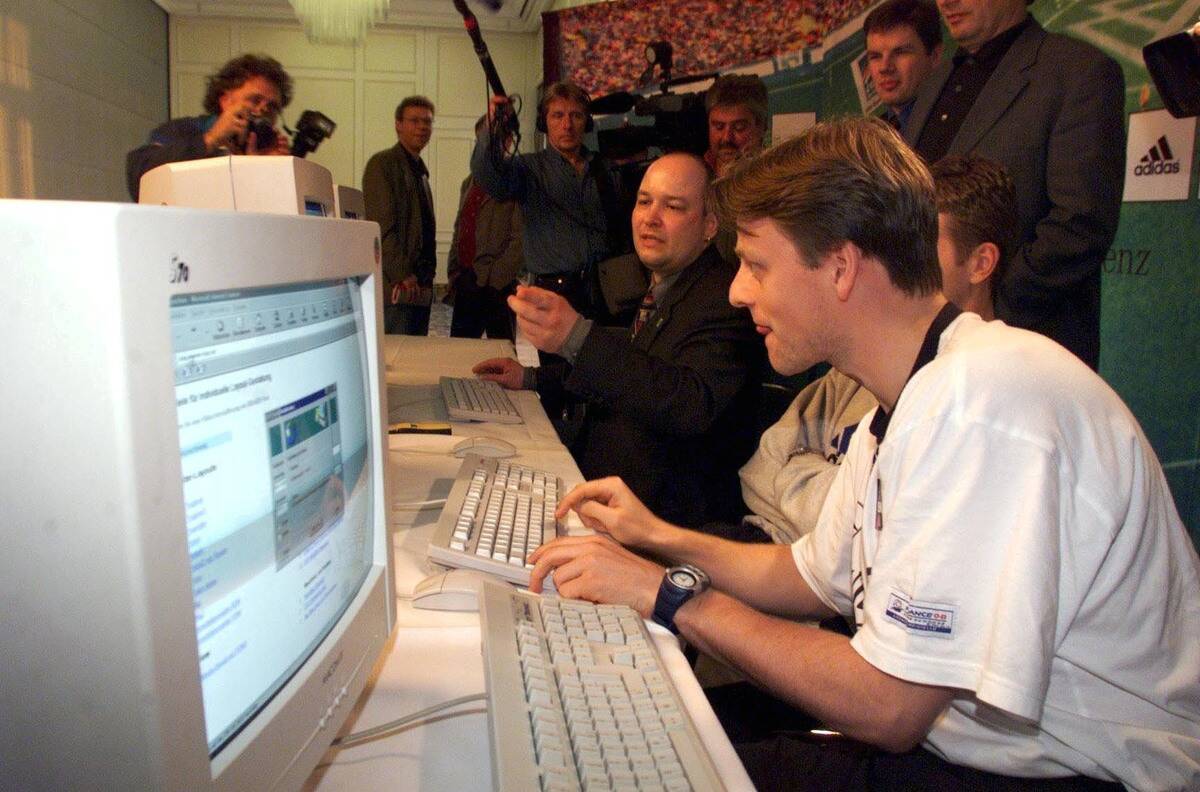 Internet Chat mit Oliver BIERHOFF/GER