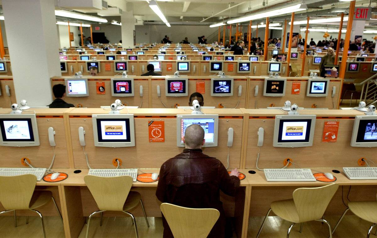 Largest Internet Cafe in Times Square