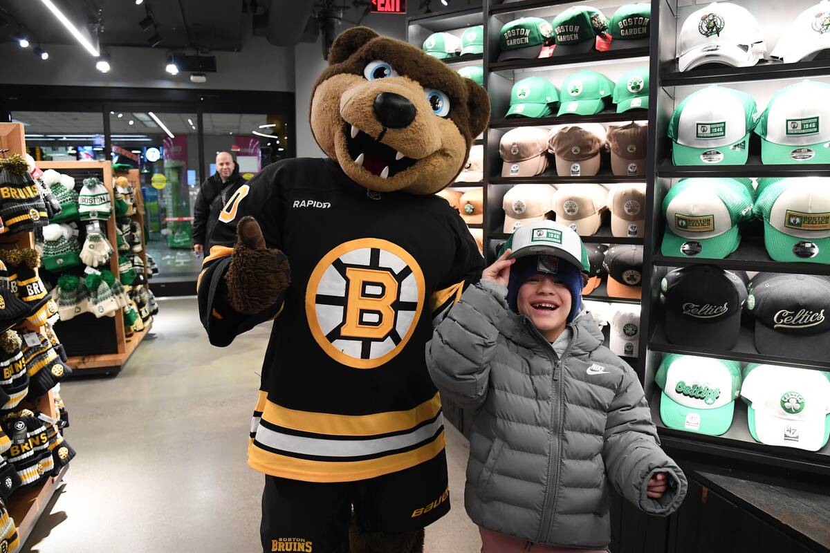 New York Rangers v Boston Bruins