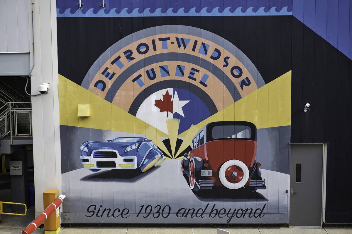 The border crossing checkpoint for the D