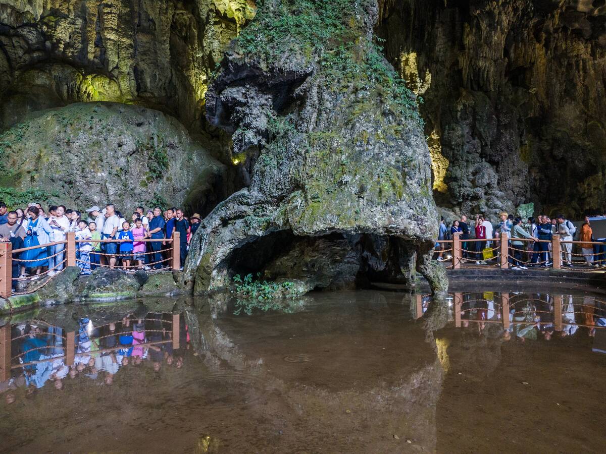 Zhijin Cave in Bijie