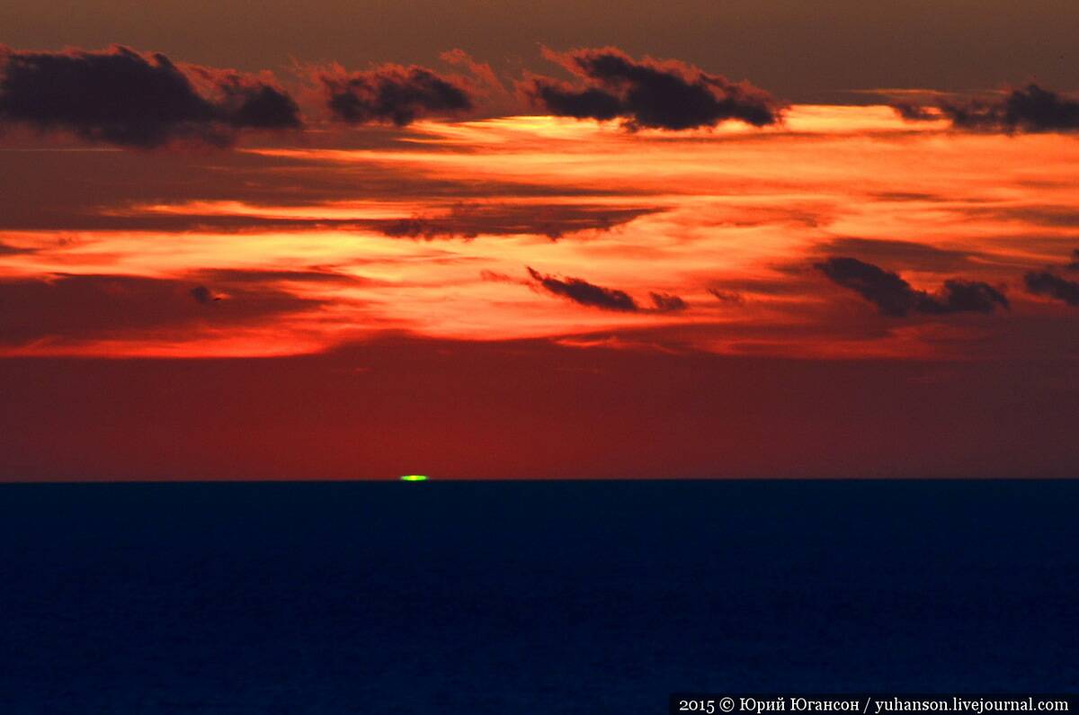 Green_flash_in_Balaclava_01