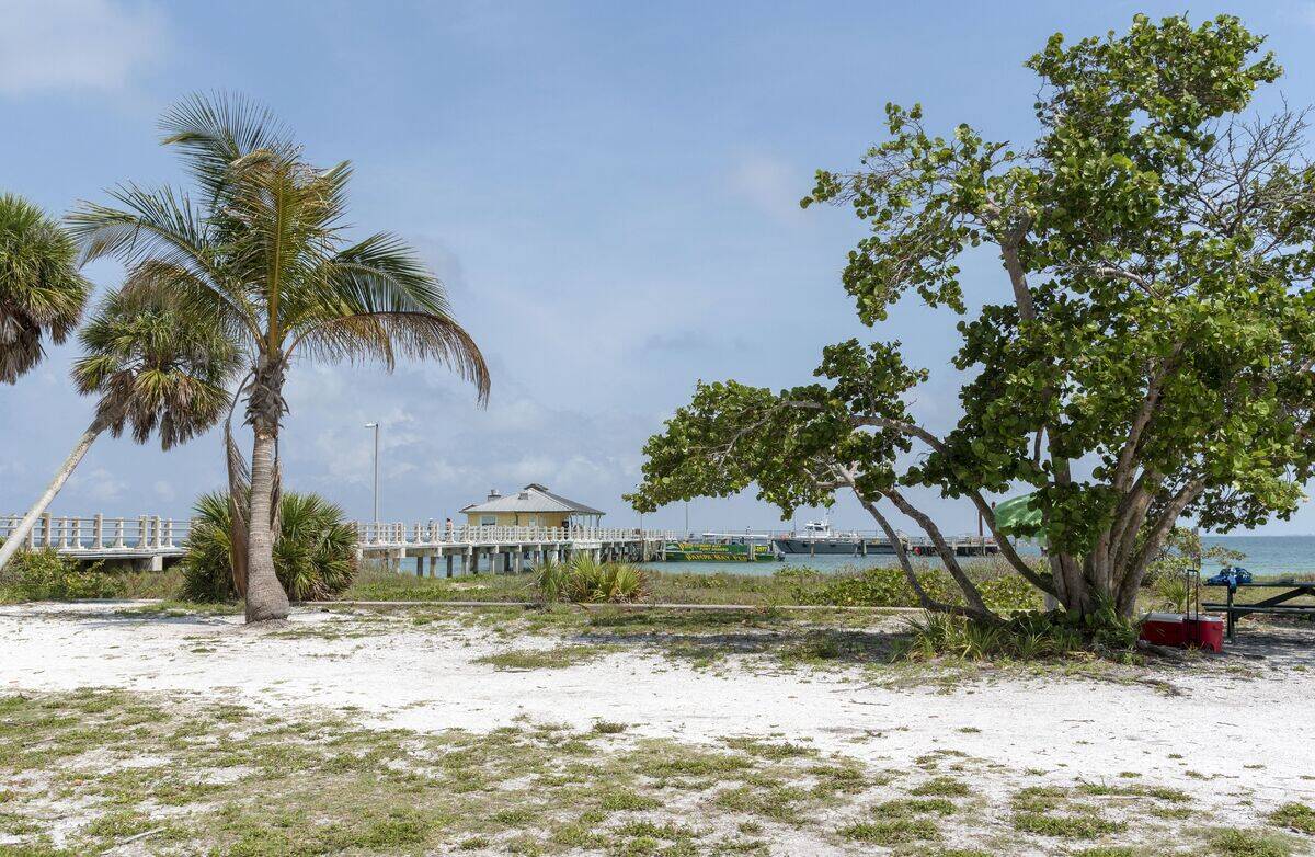 Beach at the Fort DeSoto National Park, Florida, USA