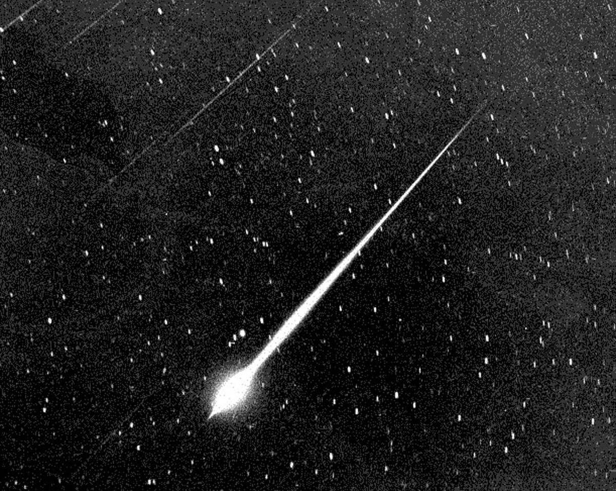 Bright Leonid Fireball