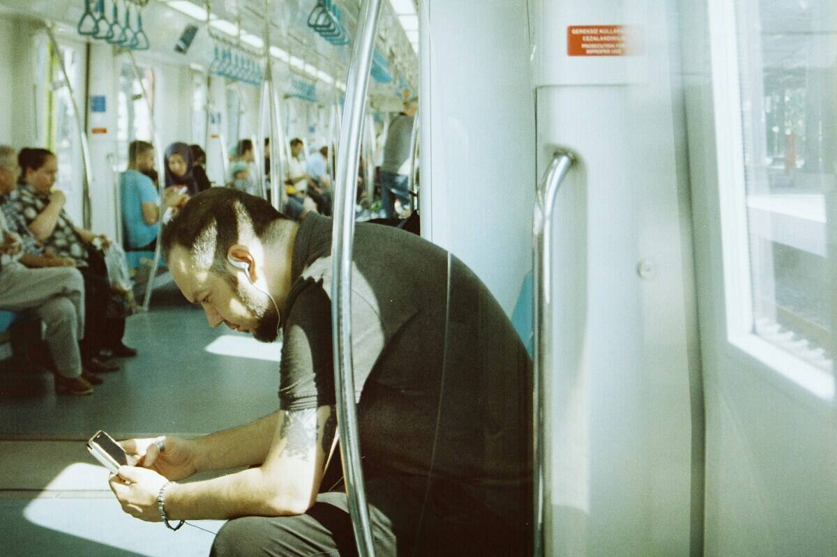 emre-canbazer-0FcaHb55CTo-unsplash