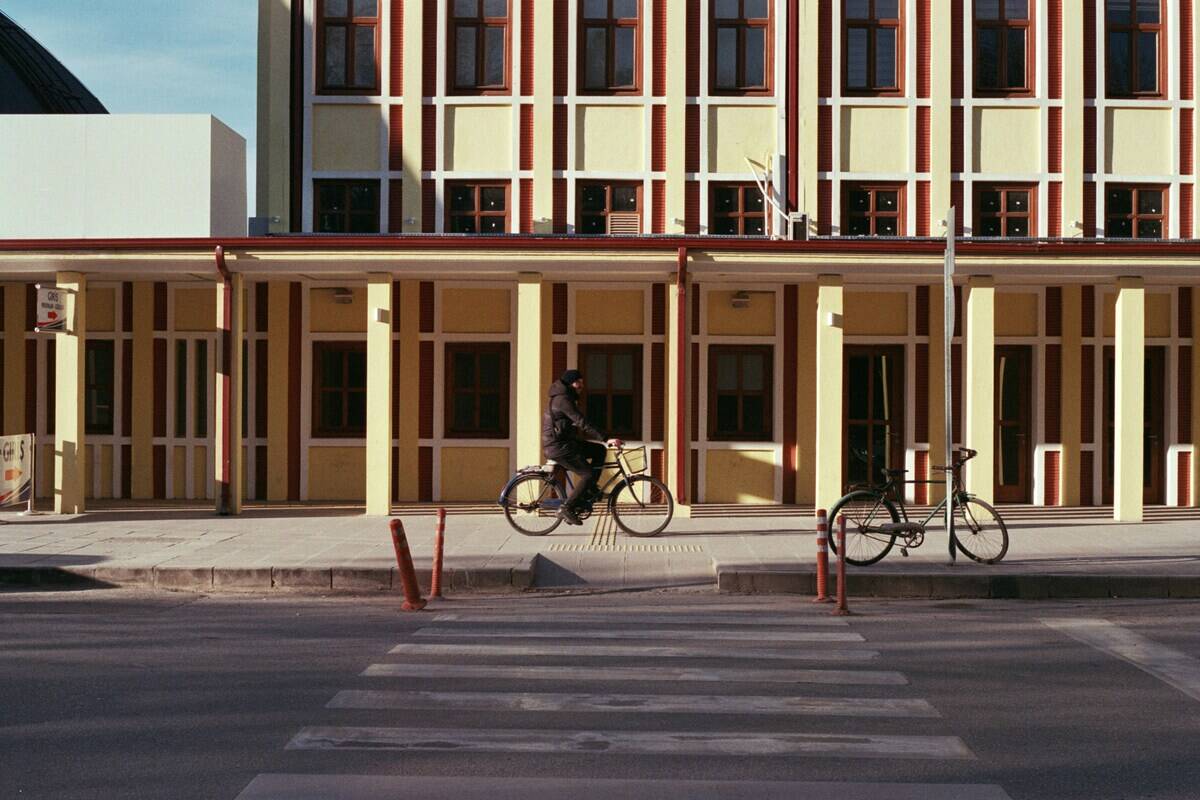 hakam-magdea-fardana-ansie-UVW9JHODga4-unsplash