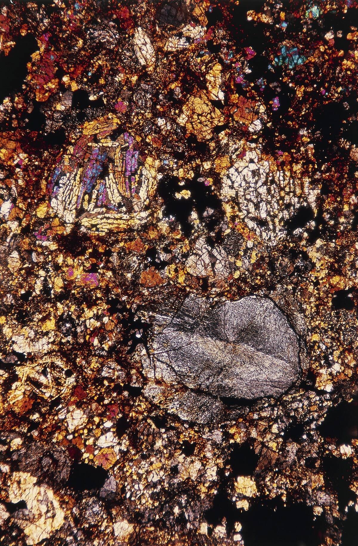 Iperstenic Chondrite, stony meteorite