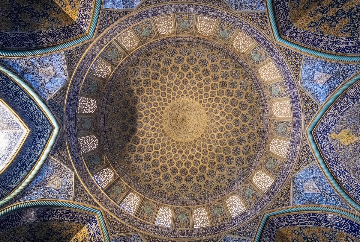 Iran's Heritage, Thousand Years Under The Domes And Roofs