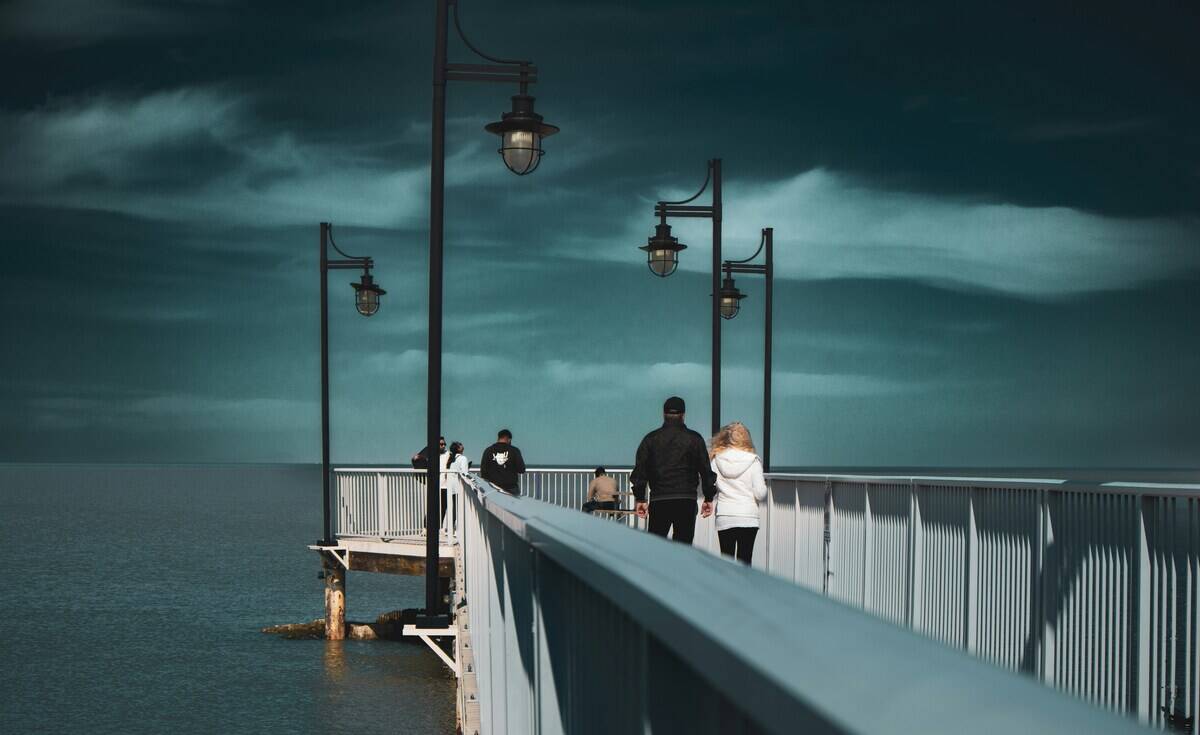 jatinder-nagra-pvOAYsgqdq4-unsplash