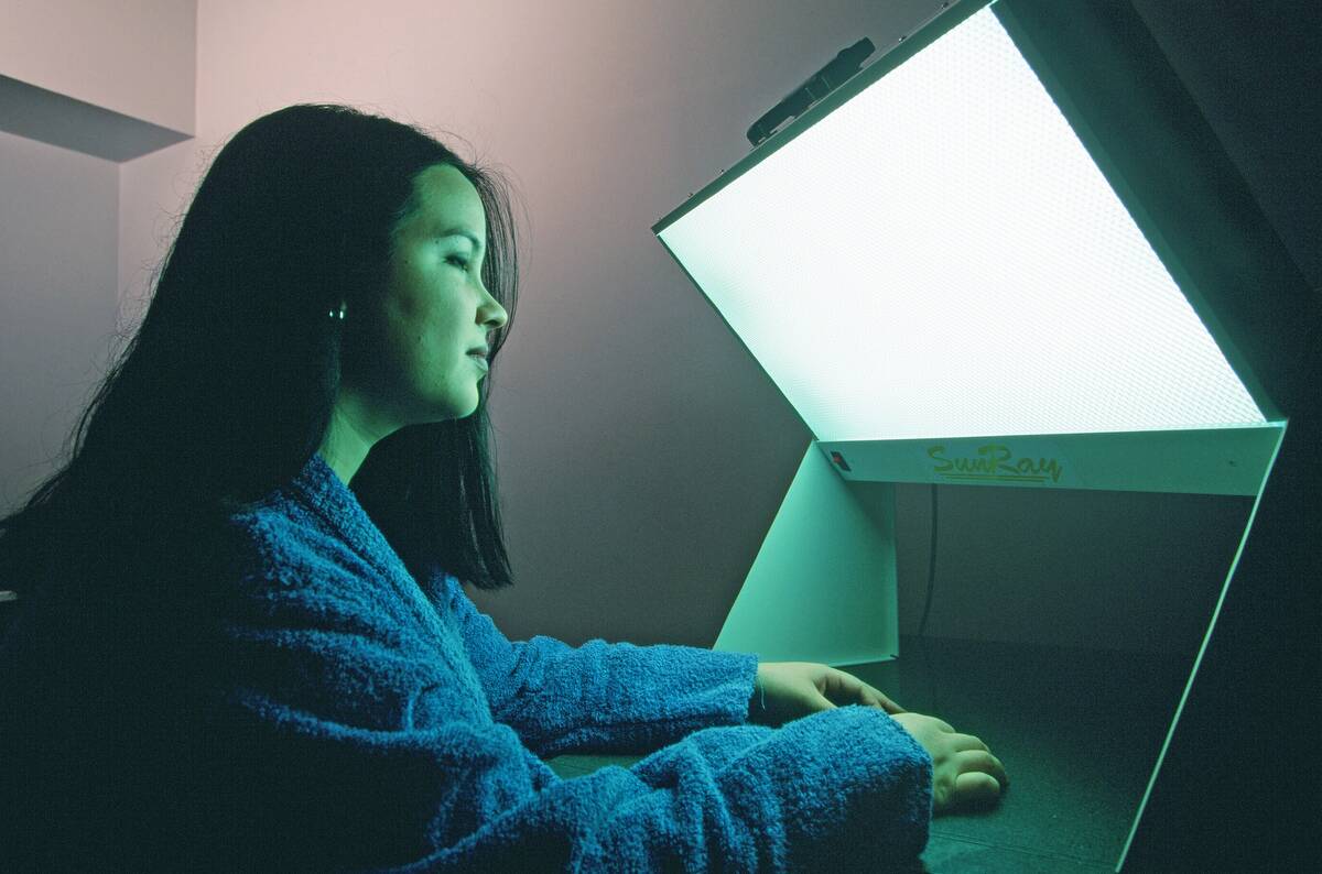 Light therapy for depression treatment