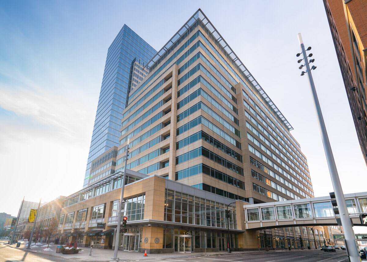 Minneapolis Exteriors And Landmarks - 2021