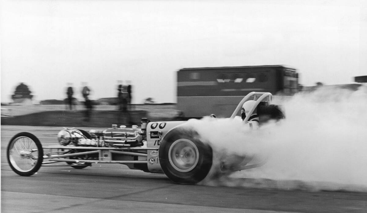 Thrilling Drag Race Action!