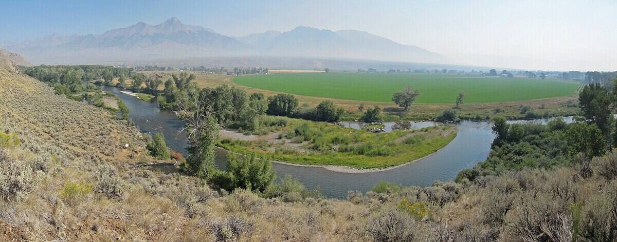 2048px-Lost_River_Trail_Panorama2_(23683369545)