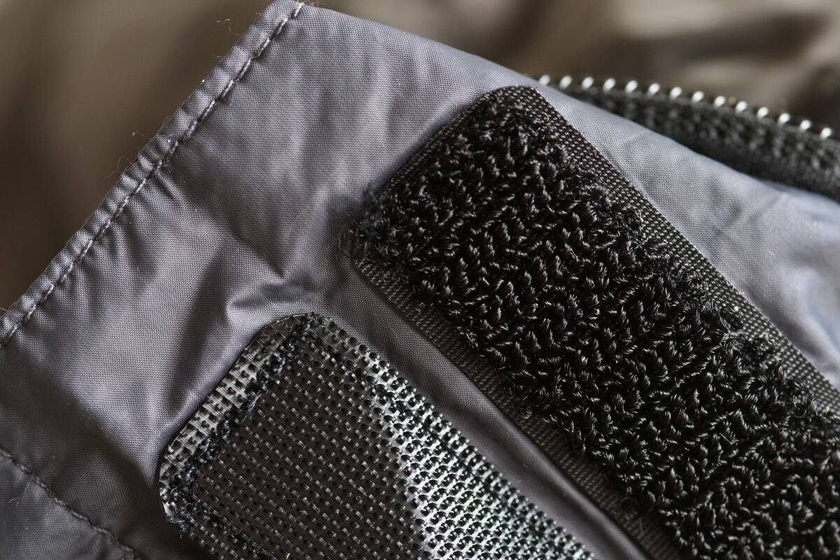 Suchý_zip_na_spacáku