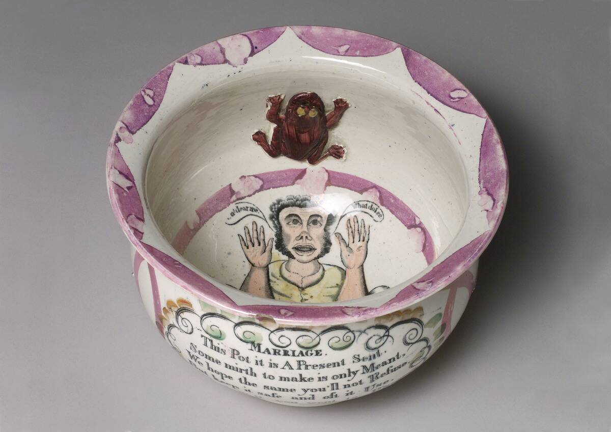 Chamber pot, 19th century.