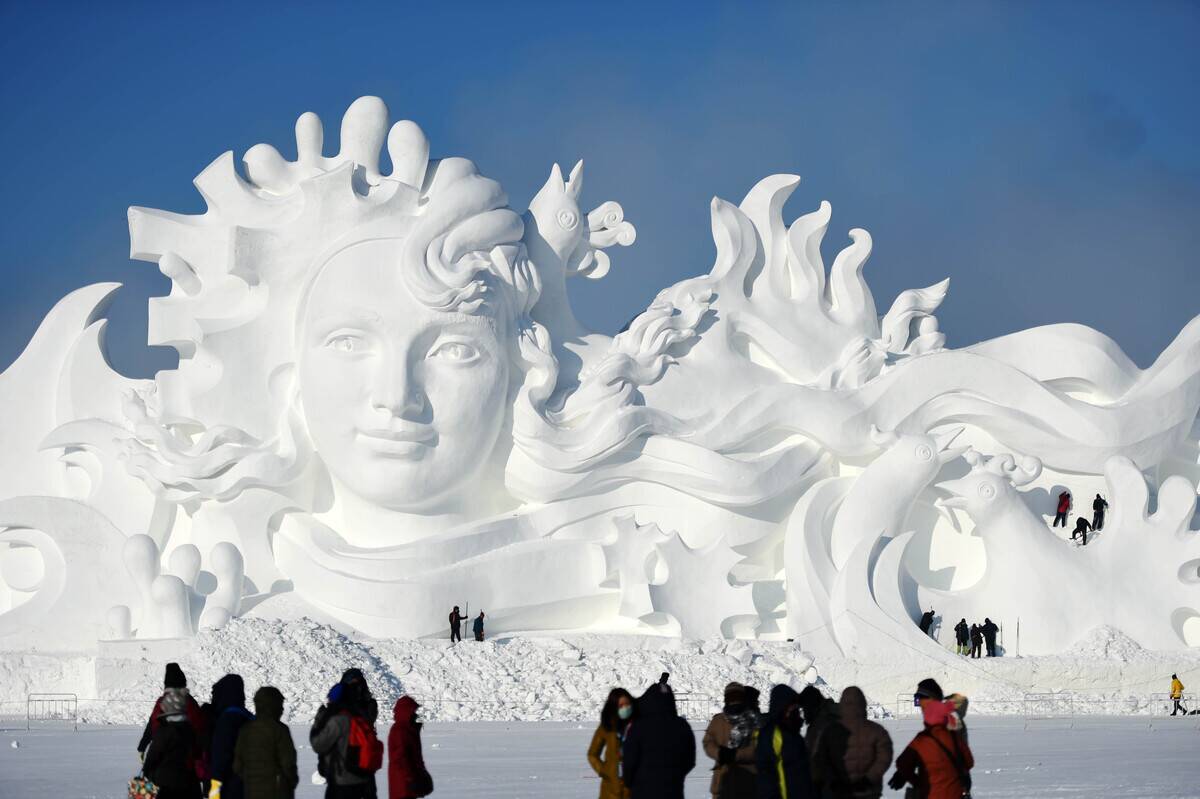 CHINA-HARBIN-SNOW SCULPTURE (CN)