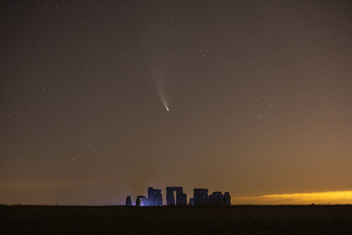 Comet Neowise Is Seen Over Stonehenge