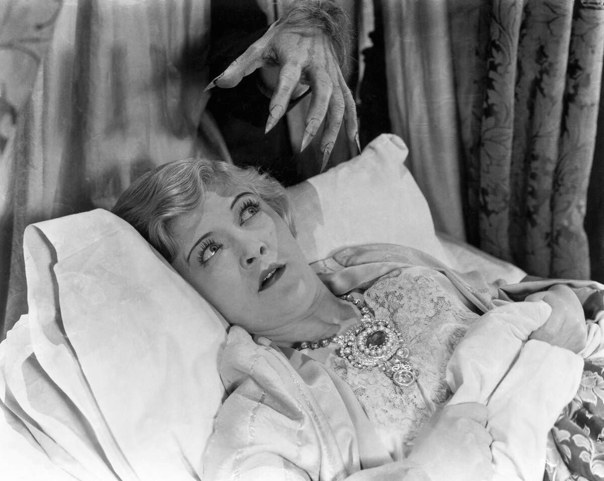 Movie Still The Cat and the Canary