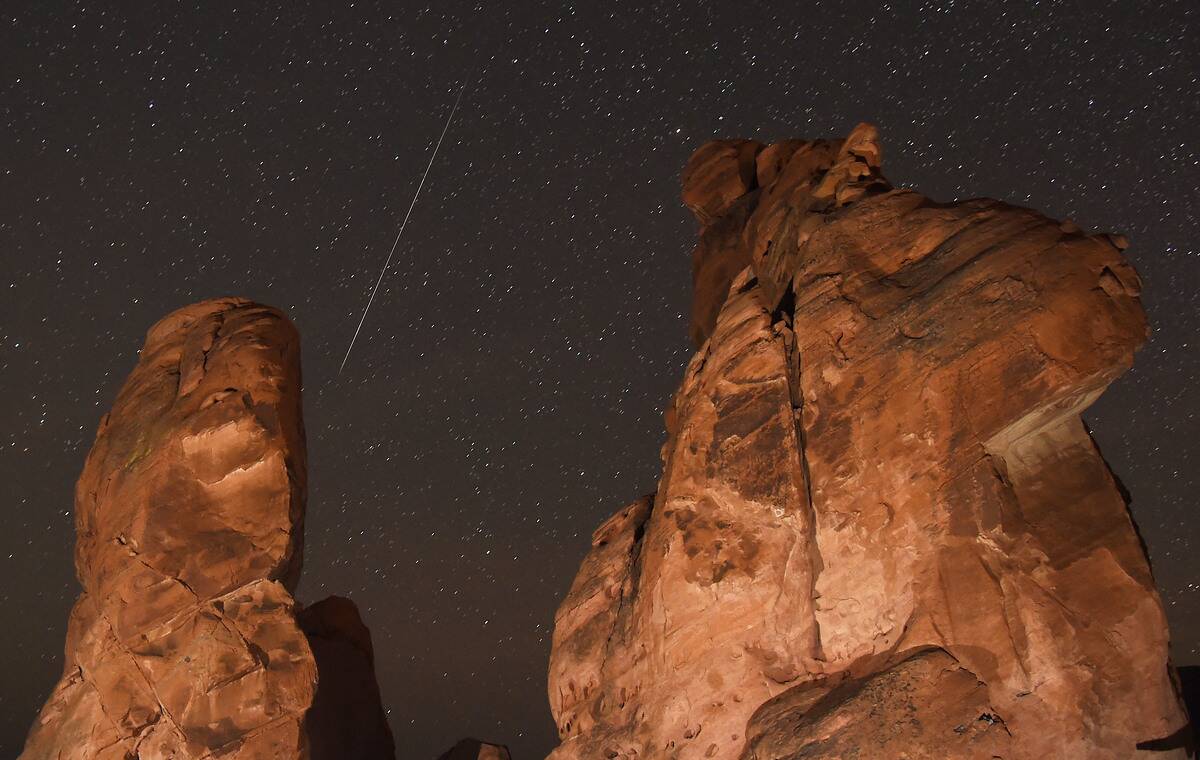 The Annual Geminid Meteor Shower From Valley Of Fire State Park