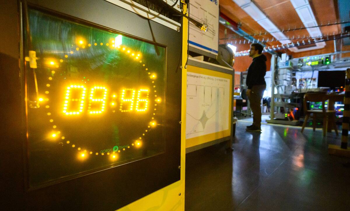 Time changeover - Atomic clock of the Physikalisch-Technische Bundesansta