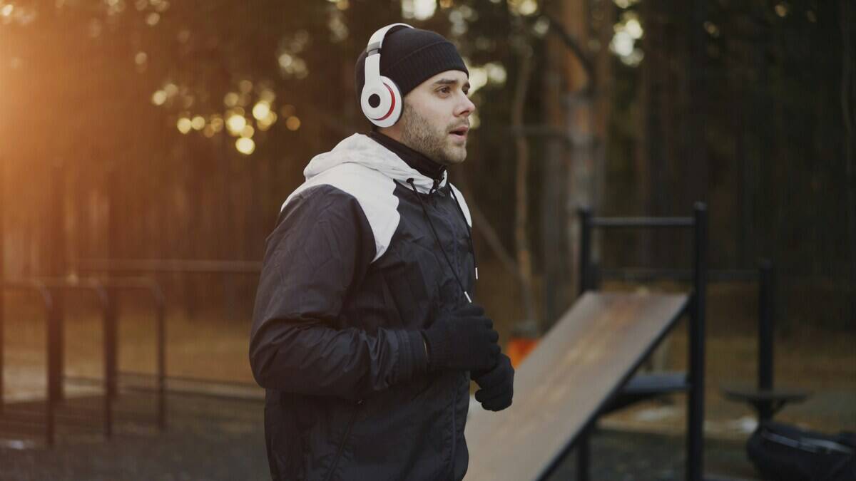 vitaly-gariev-qKU58aIvJkA-unsplash