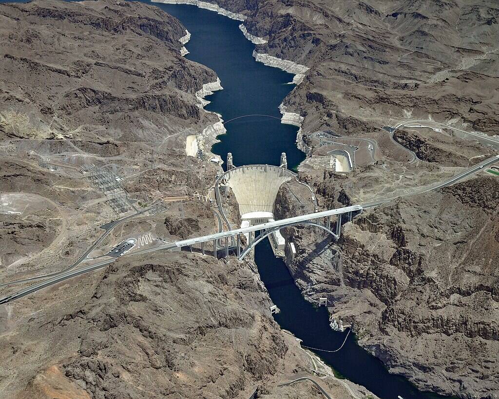 1024px-Boulder_Dam_ A