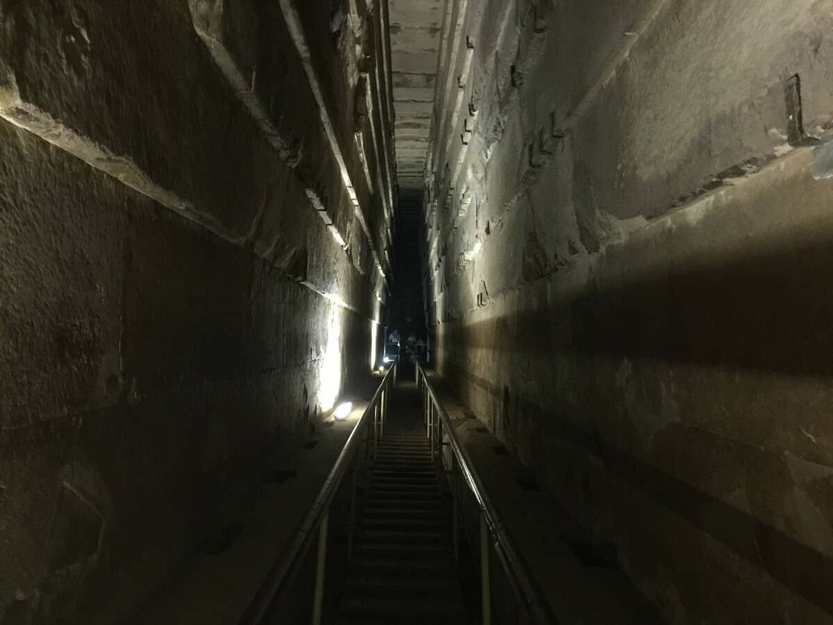 Great_Pyramid_of_Giza_Grand_Gallery