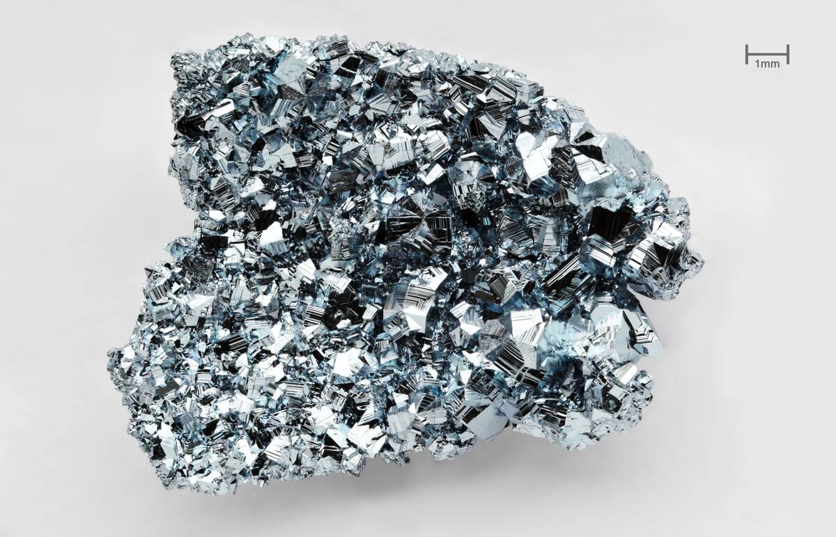 Osmium_crystals