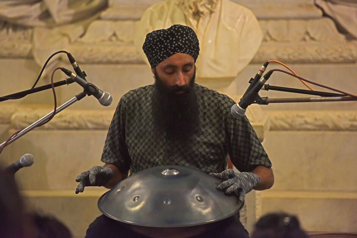 Canadian Tabla Fusion Artist Gurpreet Chana Performs In Mumbai