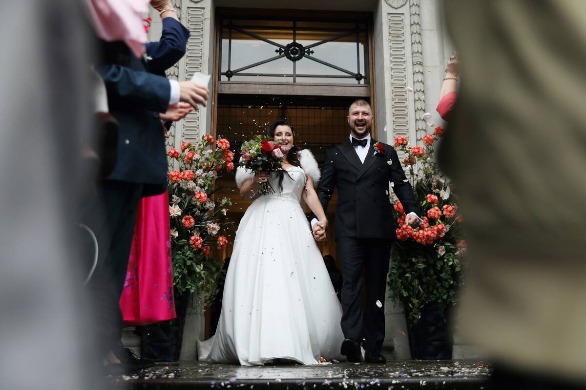 Marylebone Town Hall Celebrates 100 Years Of Marriages With 100 Weddings In One Day