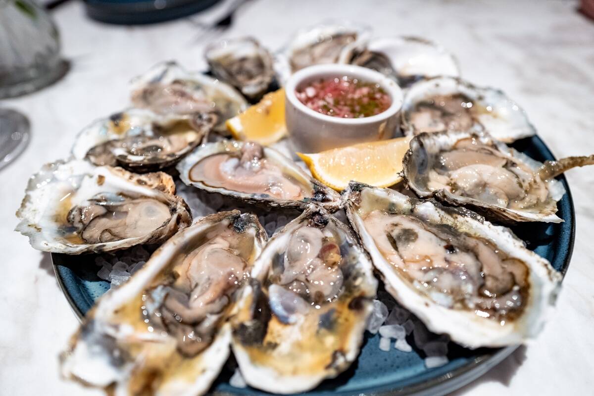 Raw Oyster Plate