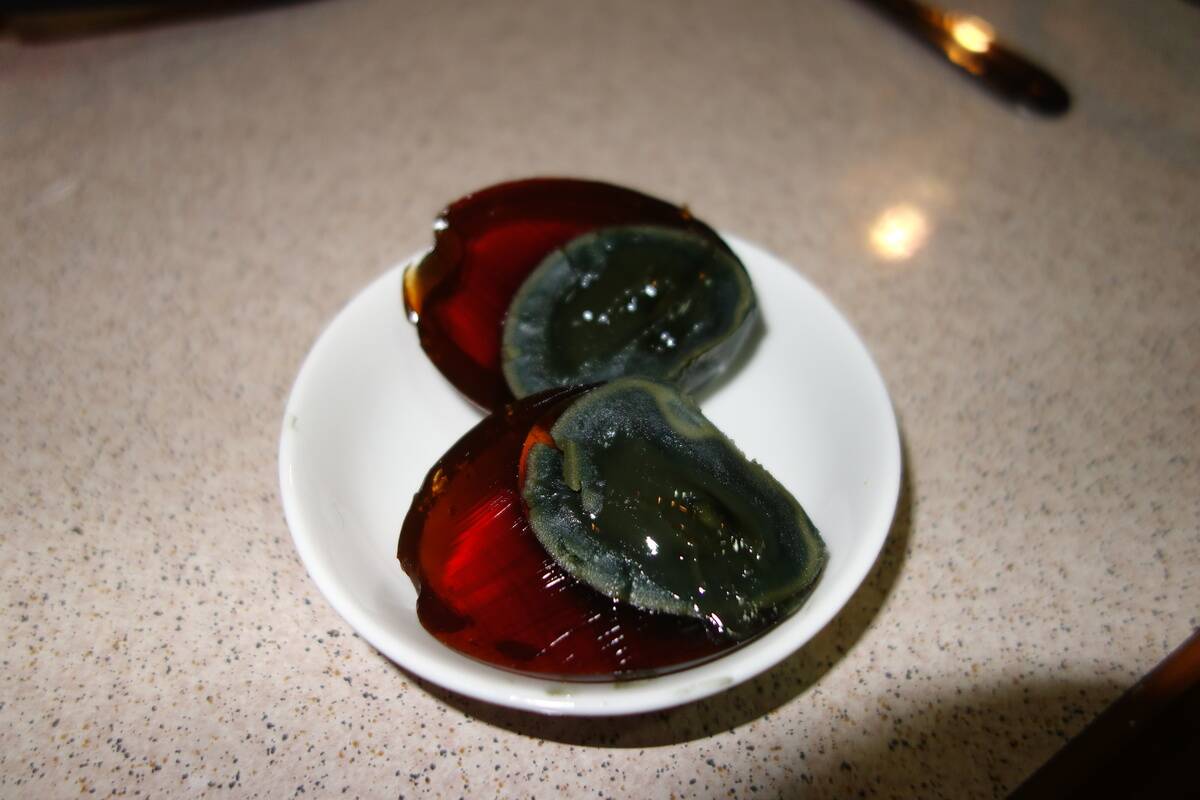 Cent-Eggs