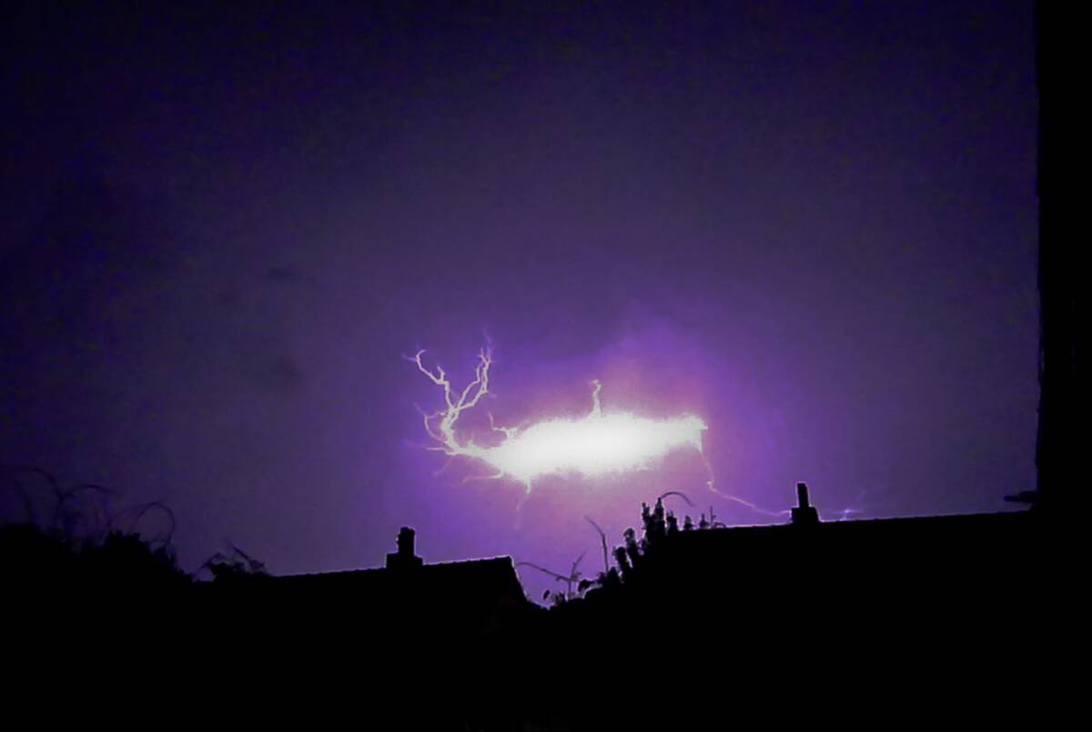 Great_Balls_of_Lightning_in_Maastricht_20110628